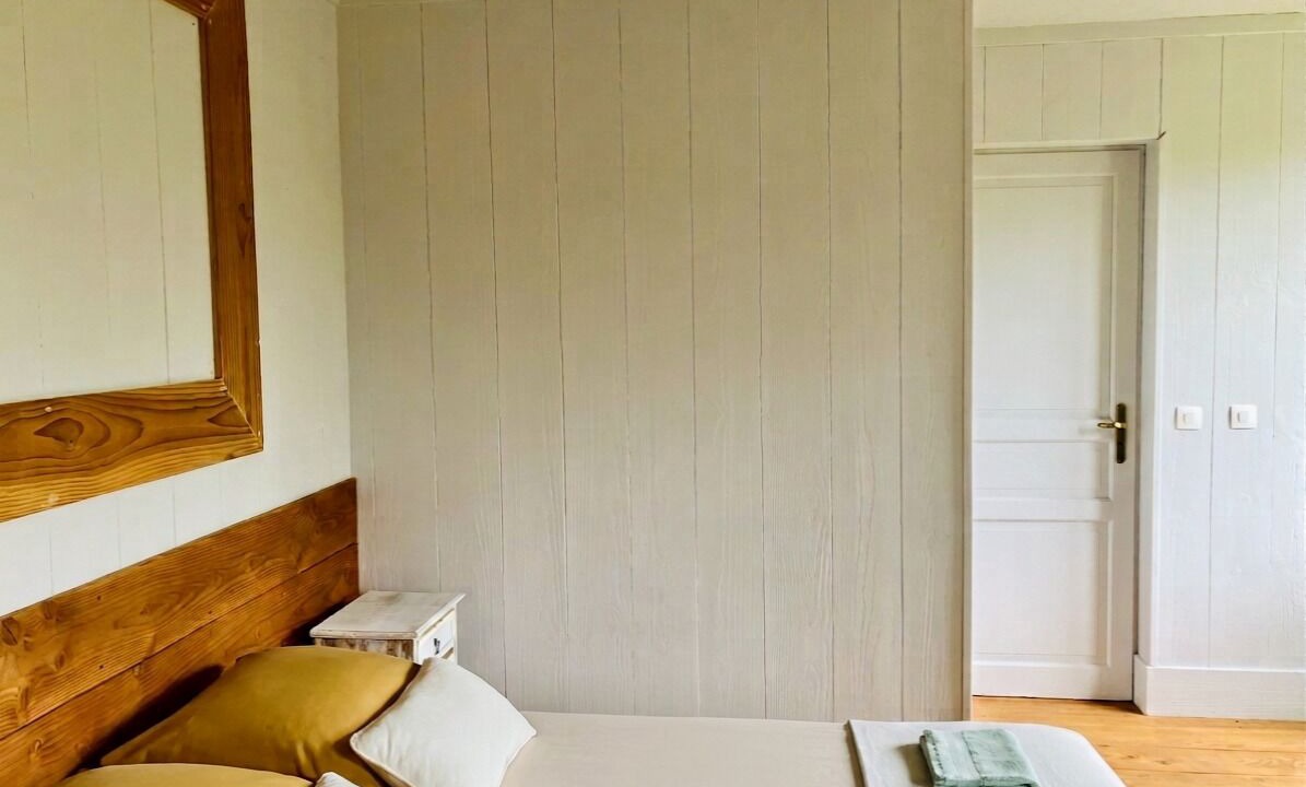 Photo of Bedroom in Saint-Honore-les-Bains