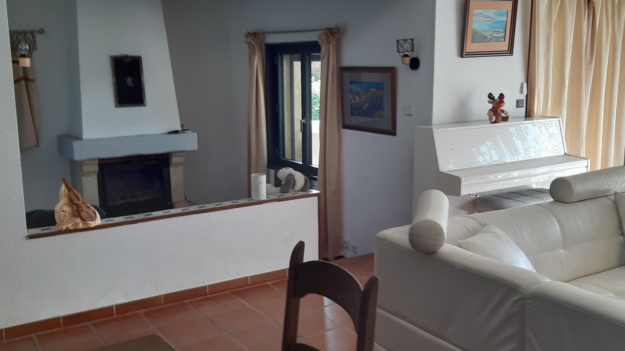 Photo of Livingroom in Genissieux