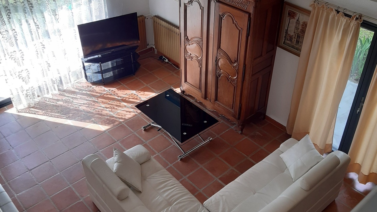 Photo of Livingroom in Genissieux
