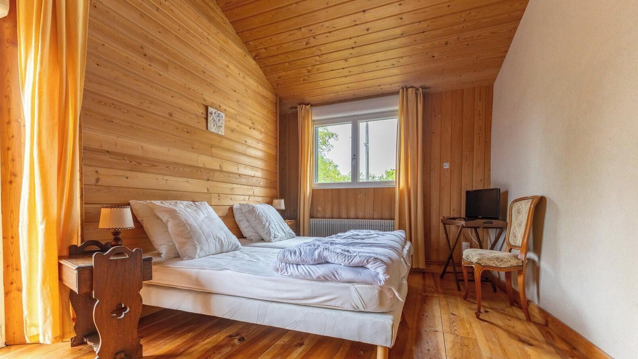 Photo of Bedroom in Saint-Flour