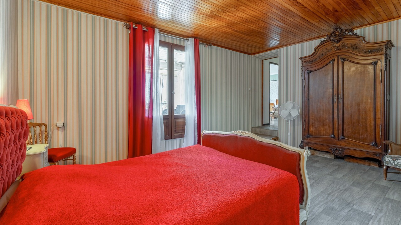 Photo of Bedroom in Valreas