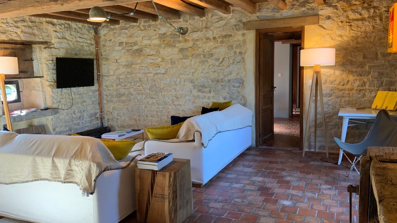 Photo of Livingroom in Billy-Chevannes