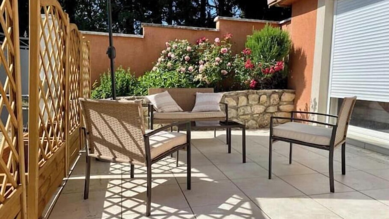 Photo of Patio Balcony in Loriol-sur-Drome