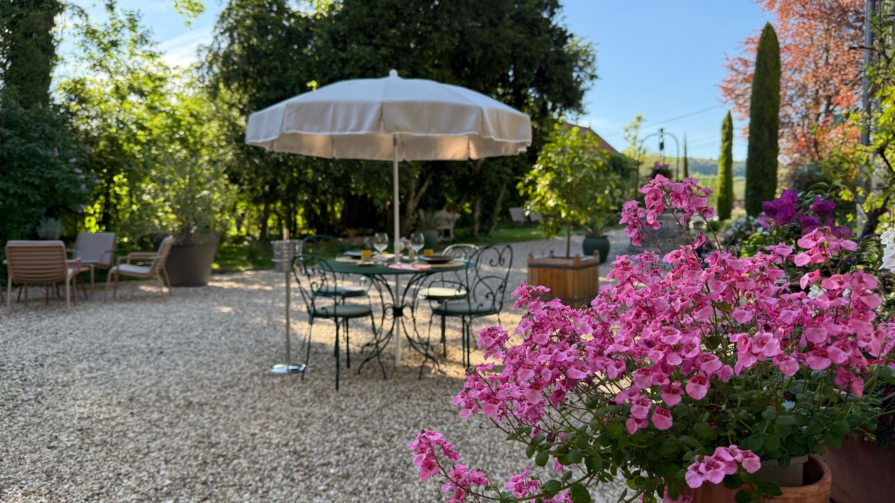 Photo of Outdoor in Curtil-Vergy