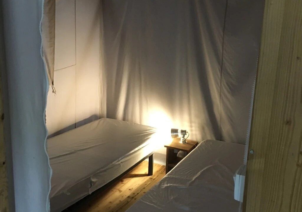 Photo of Bedroom in Plats