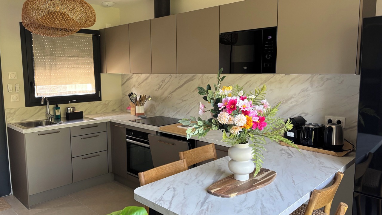 Photo of Kitchen in Montjuzet