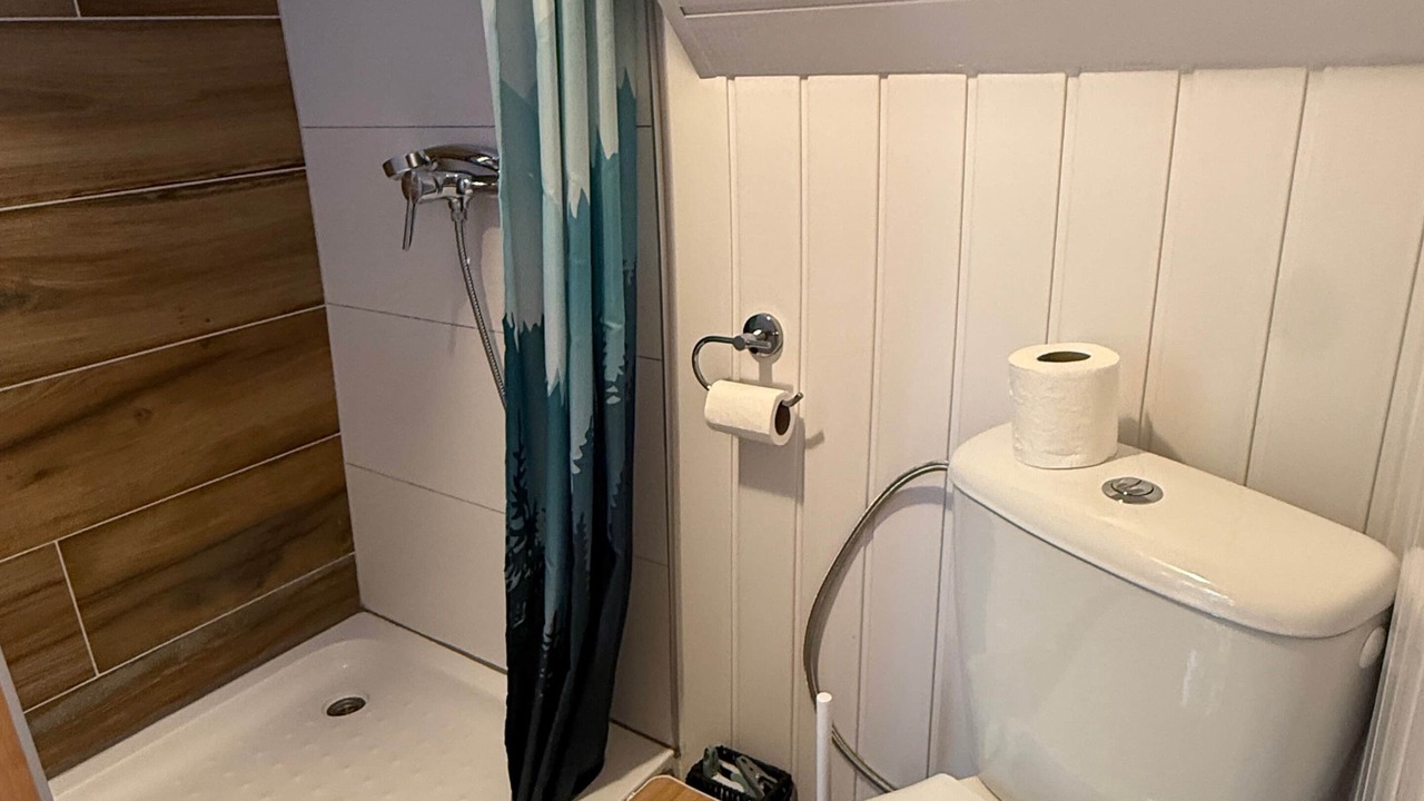 Photo of Bathroom in Loray