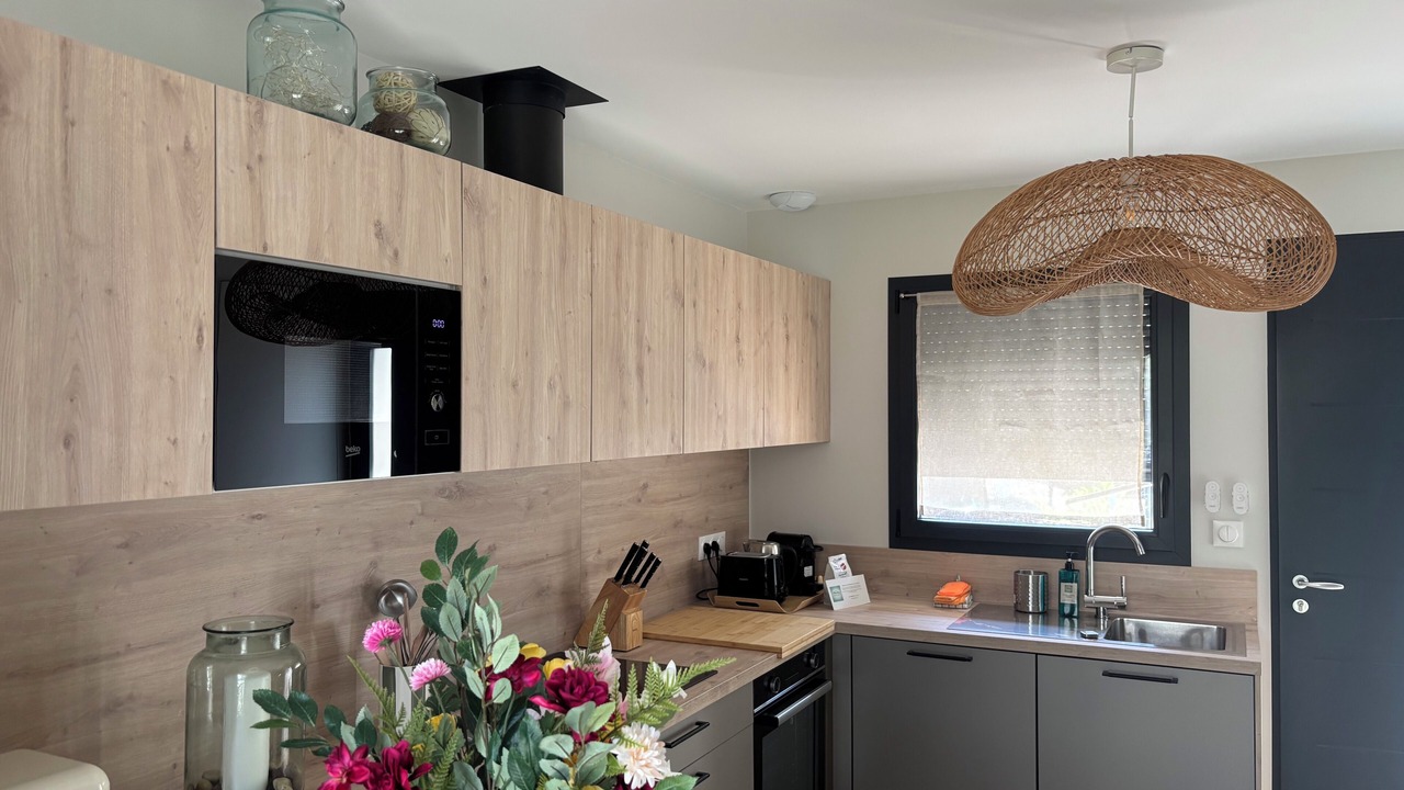 Photo of Kitchen in Montjuzet