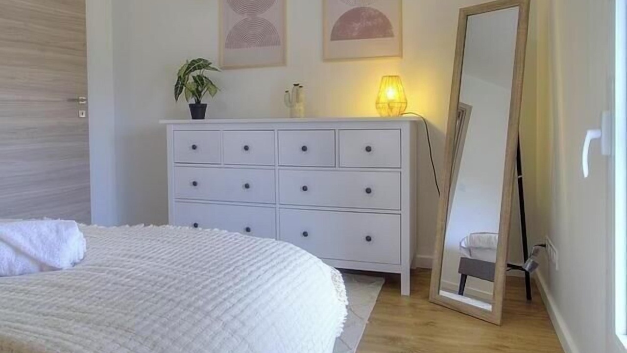 Photo of Bedroom in Leaz