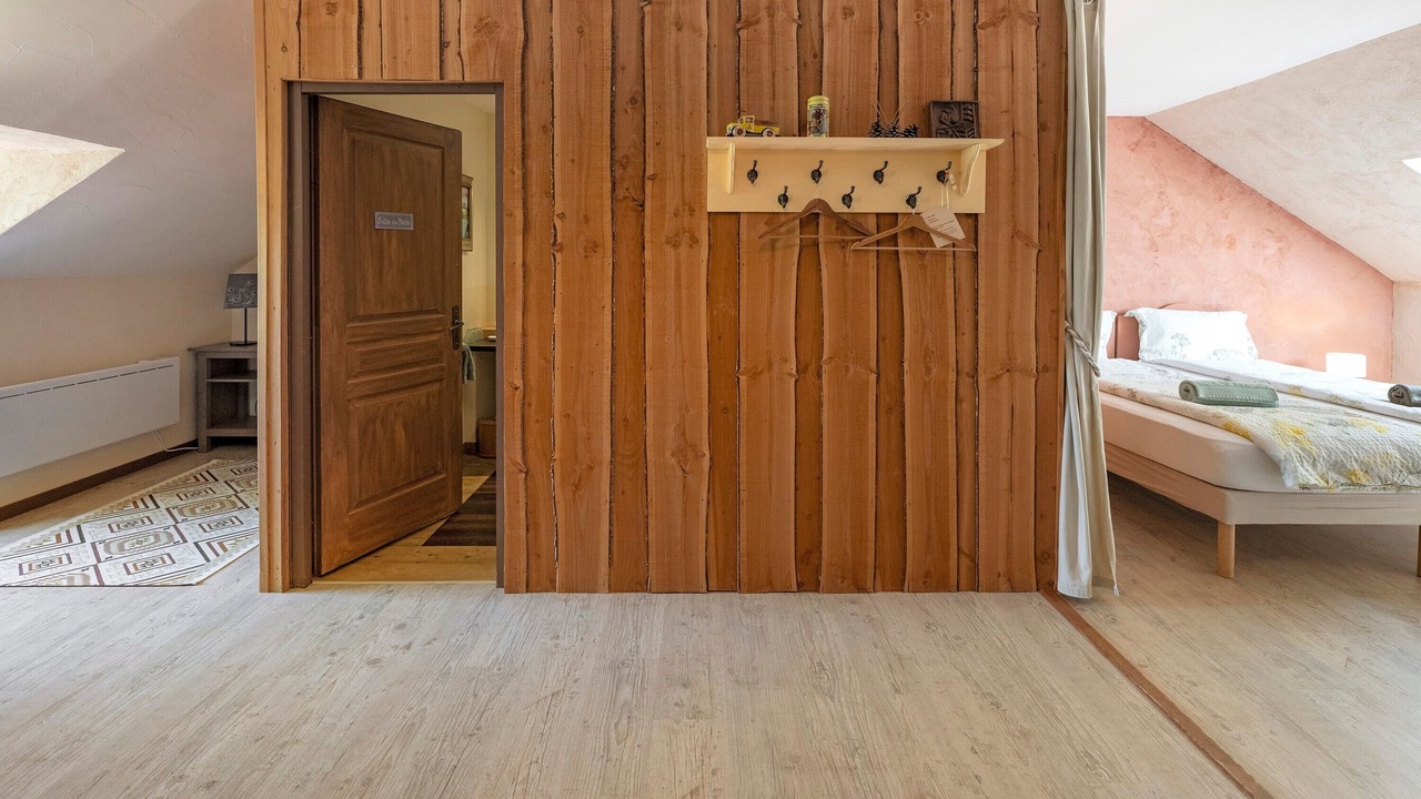 Photo of Bedroom in Chardonnay