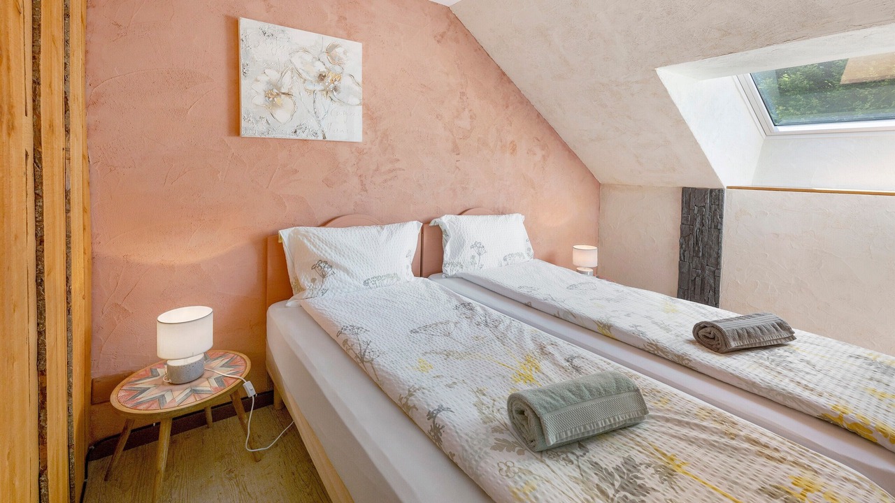 Photo of Bedroom in Chardonnay