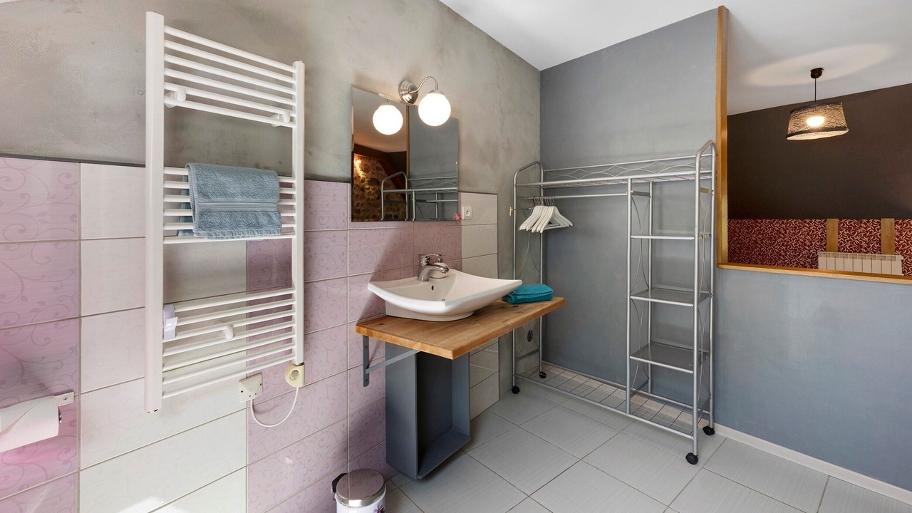 Photo of Bathroom in Chardonnay