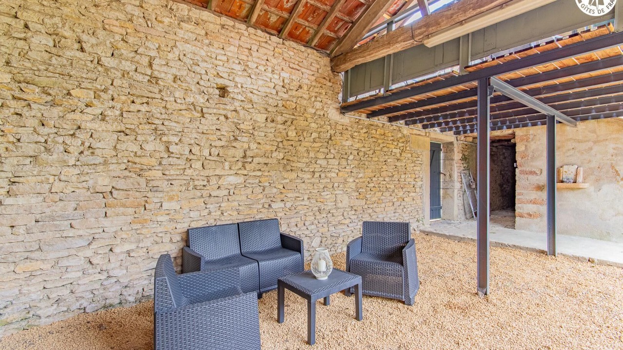Photo of Patio Balcony in Chapaize