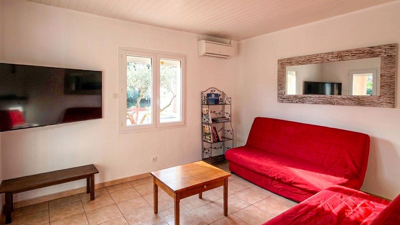 Photo of Bedroom in Sampzon