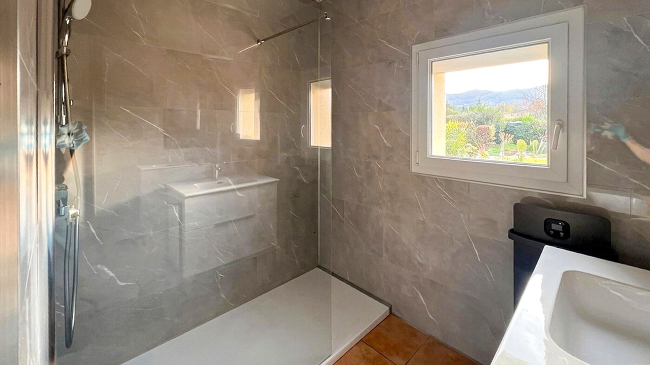 Photo of Bathroom in Sampzon