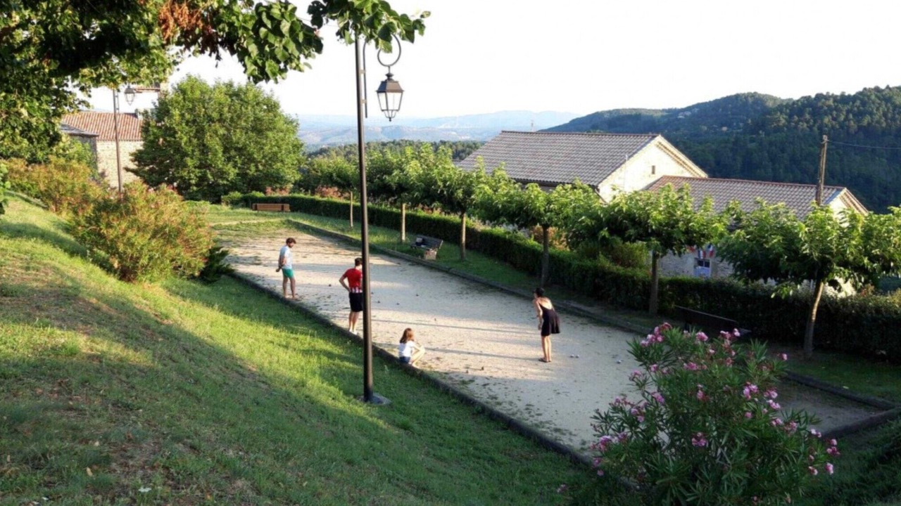 Photo of Others in Chazeaux