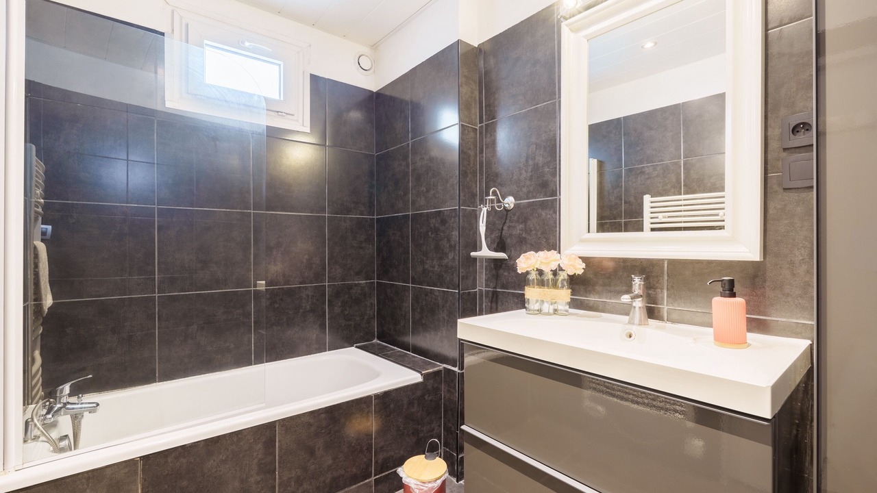 Photo of Bathroom in Arnay-le-Duc