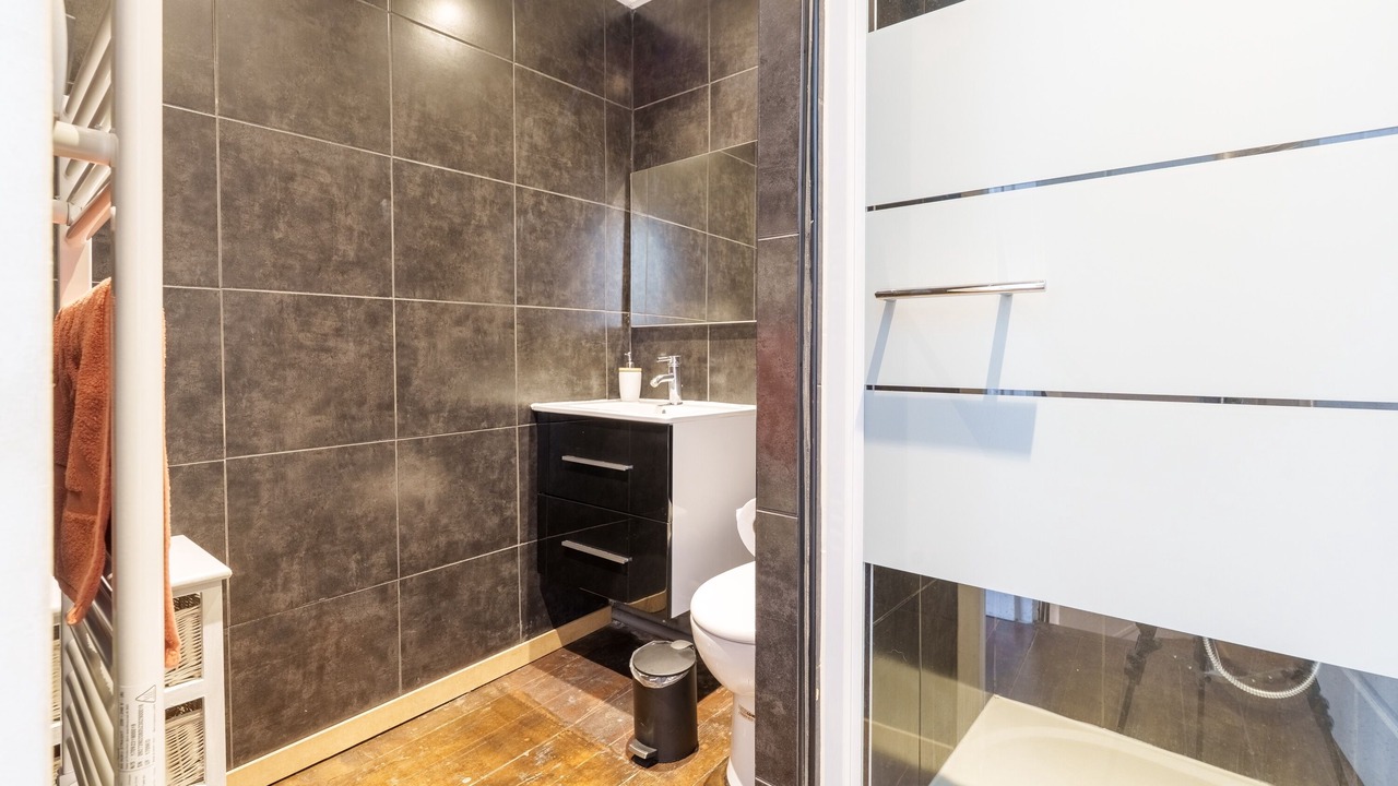 Photo of Bathroom in Arnay-le-Duc