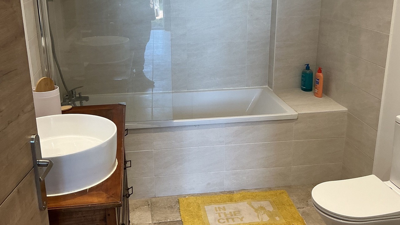Photo of Bathroom in Marigny l'Eglise