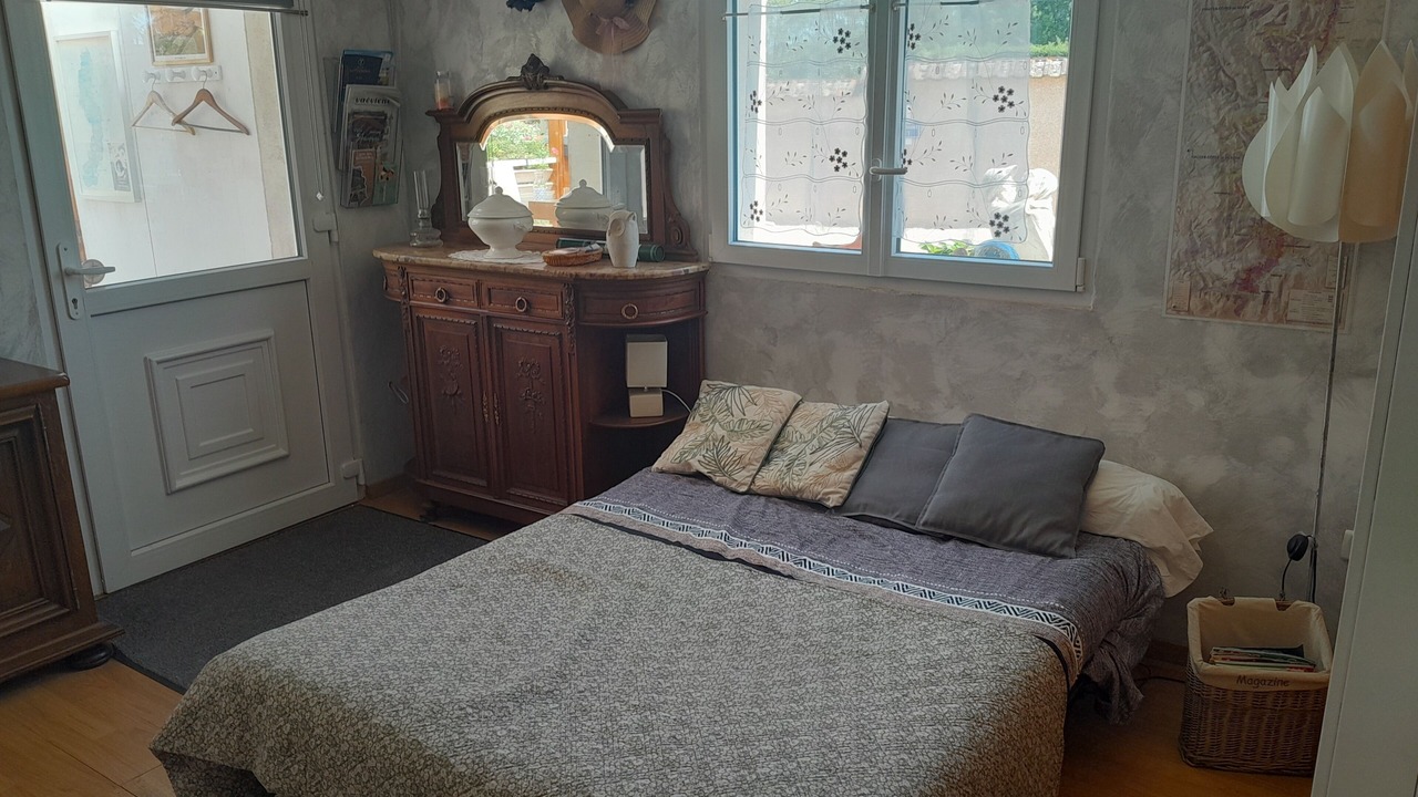 Photo of Bedroom in Treclun