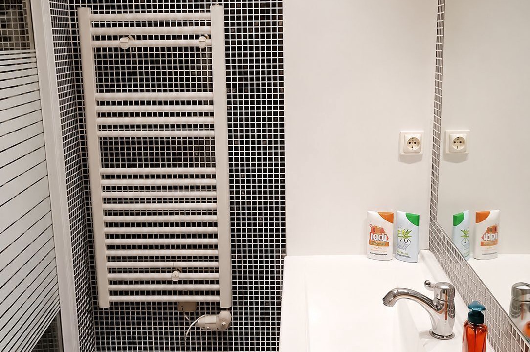 Photo of Bathroom in Le Kremlin-Bicetre
