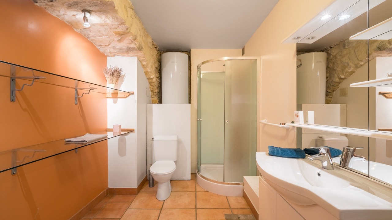 Photo of Bathroom in Saint-Alban-sous-Sampzon