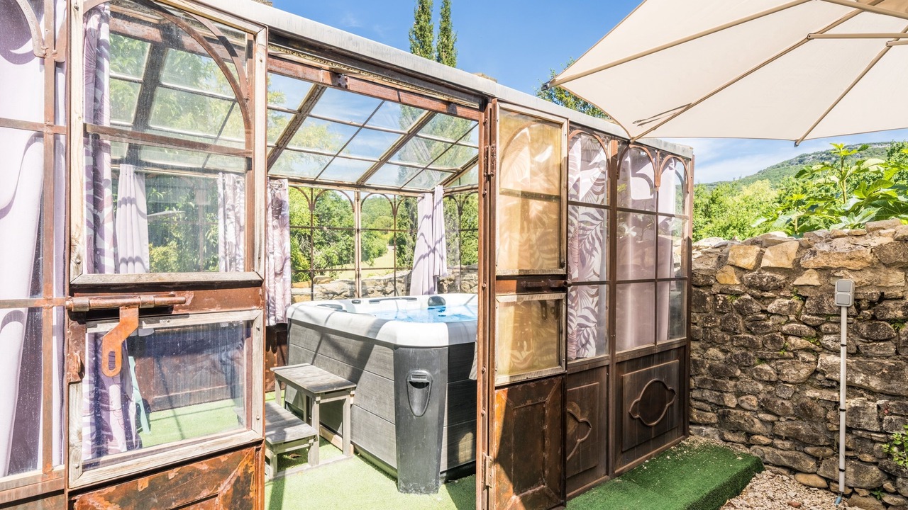 Photo of Outdoor in Saint-Alban-sous-Sampzon