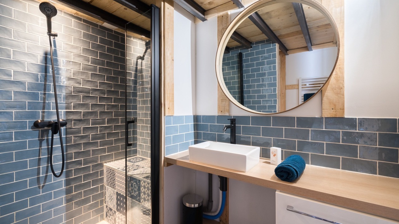 Photo of Bathroom in Saint-Alban-sous-Sampzon