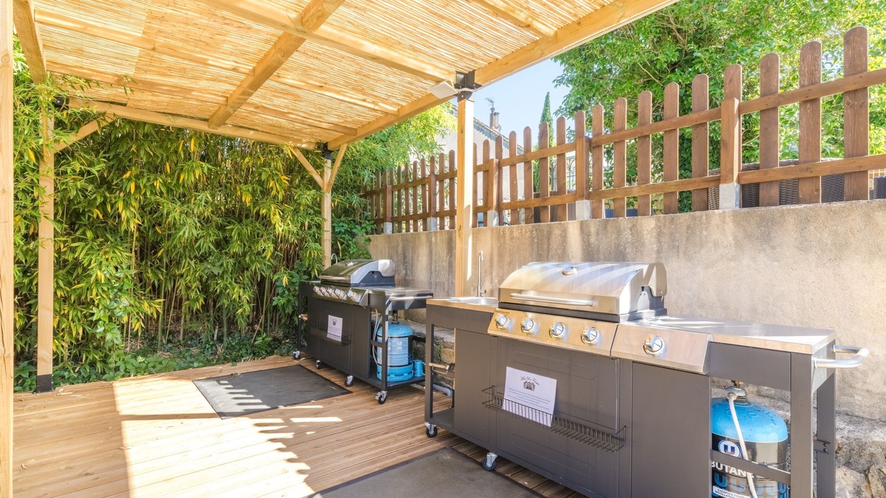 Photo of Patio Balcony in Saint-Alban-sous-Sampzon