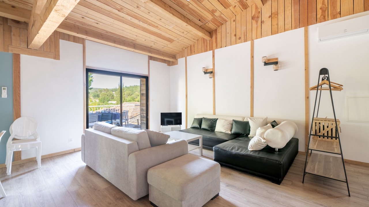 Photo of Livingroom in Saint-Alban-sous-Sampzon