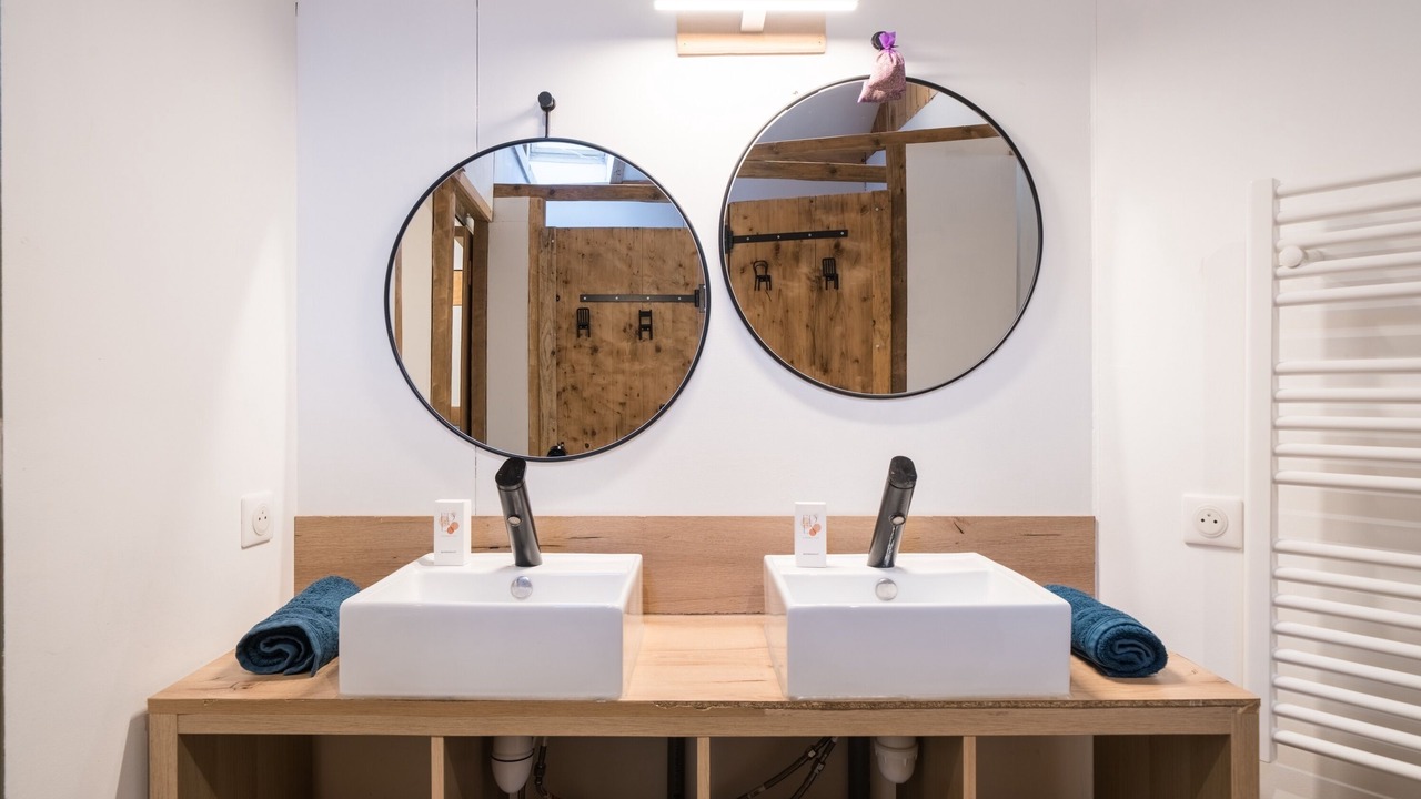 Photo of Bathroom in Saint-Alban-sous-Sampzon