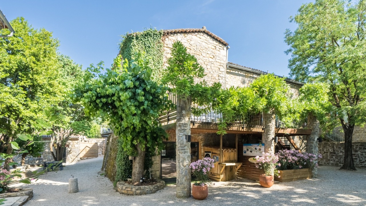 Photo of Outdoor in Saint-Alban-sous-Sampzon