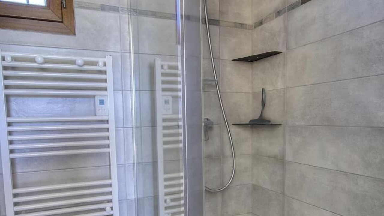 Photo of Bathroom in Saint-Verand