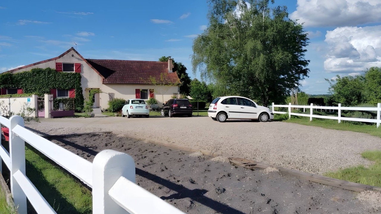 Photo of Outdoor in Saint-Pourcain-sur-Besbre