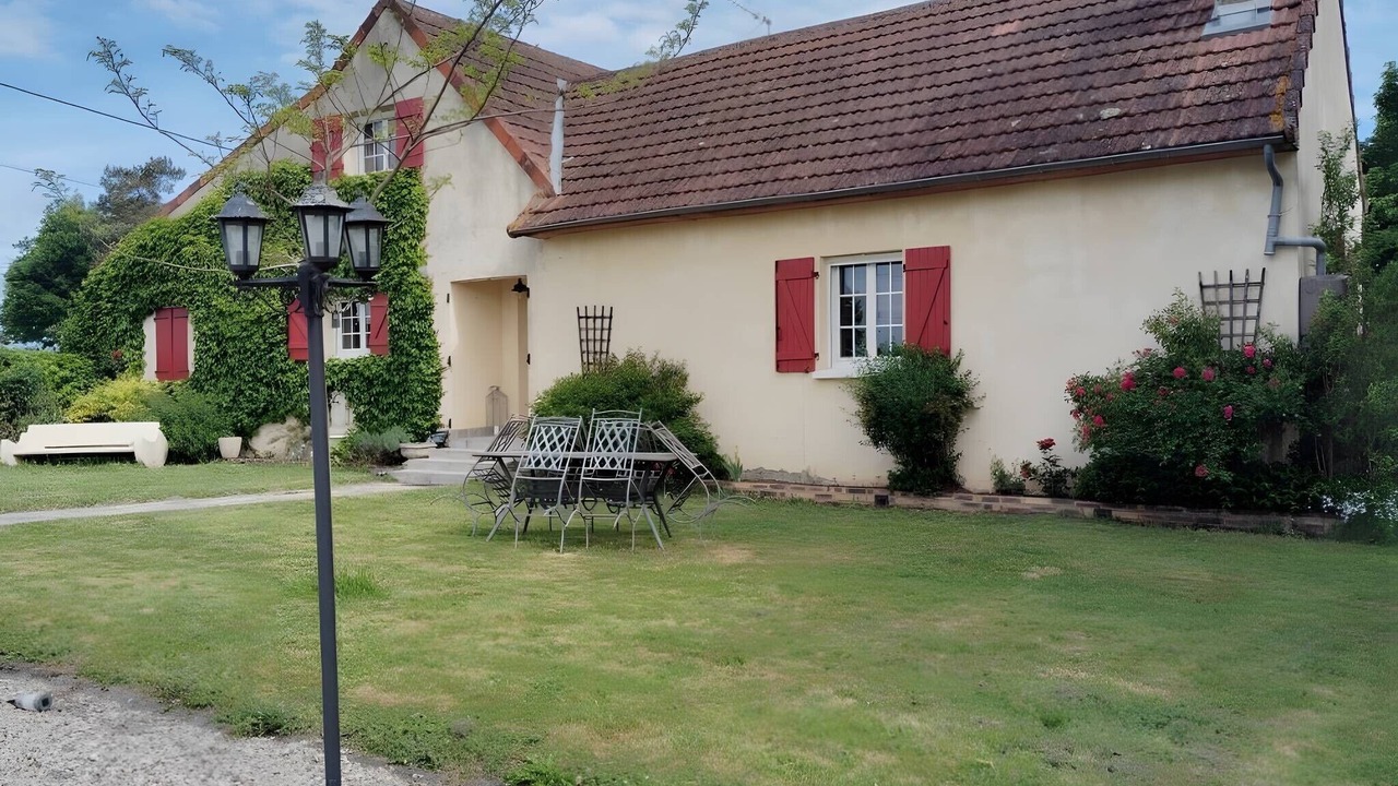 Photo of Outdoor in Saint-Pourcain-sur-Besbre