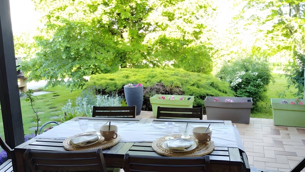 Photo of Outdoor in Saint-Pourcain-sur-Besbre