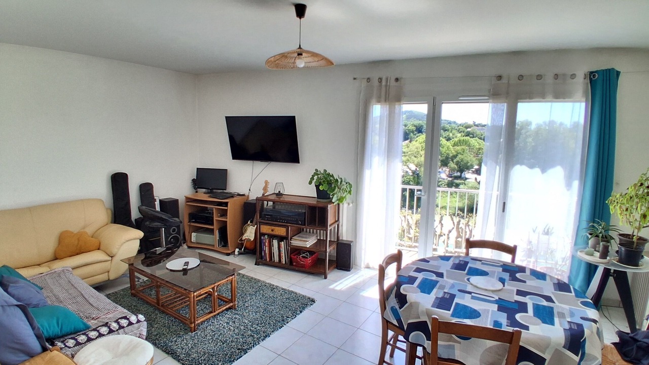Photo of Livingroom in Crest
