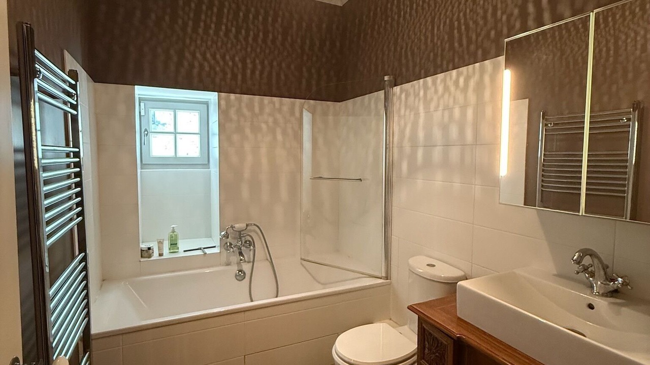 Photo of Bathroom in Crolles