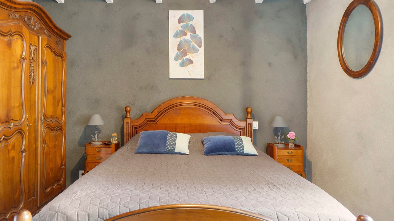 Photo of Bedroom in Rhone Crussol