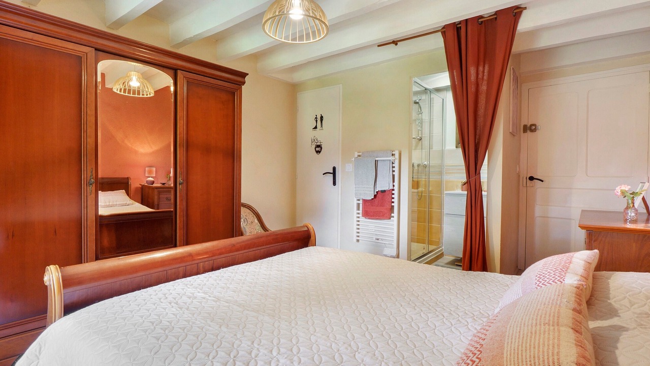 Photo of Bedroom in Rhone Crussol