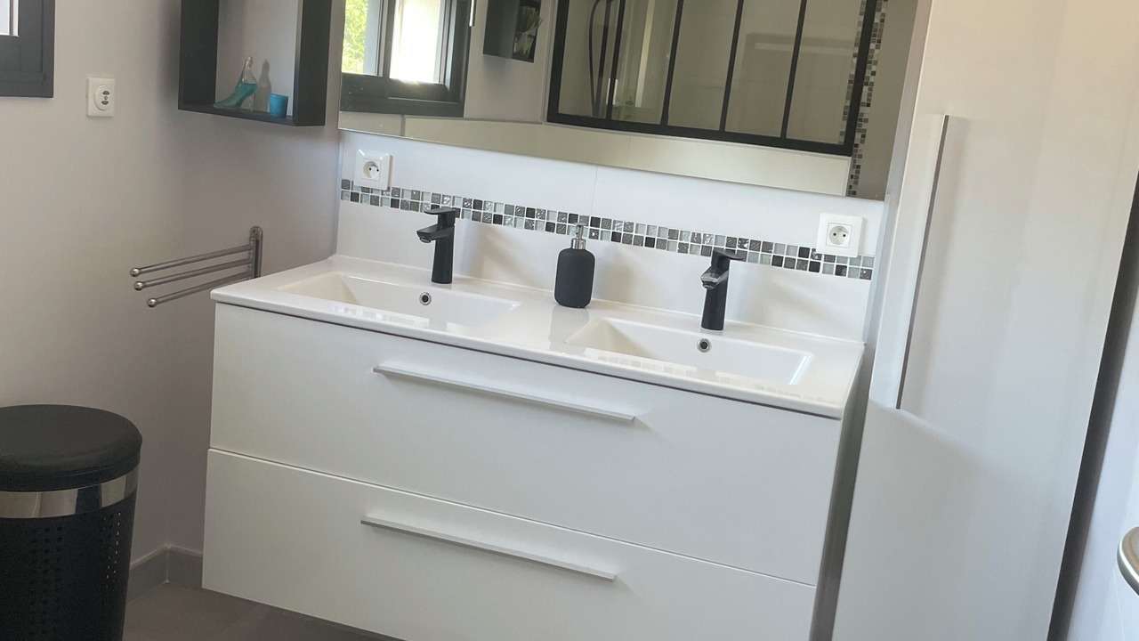 Photo of Bathroom in Lavilledieu
