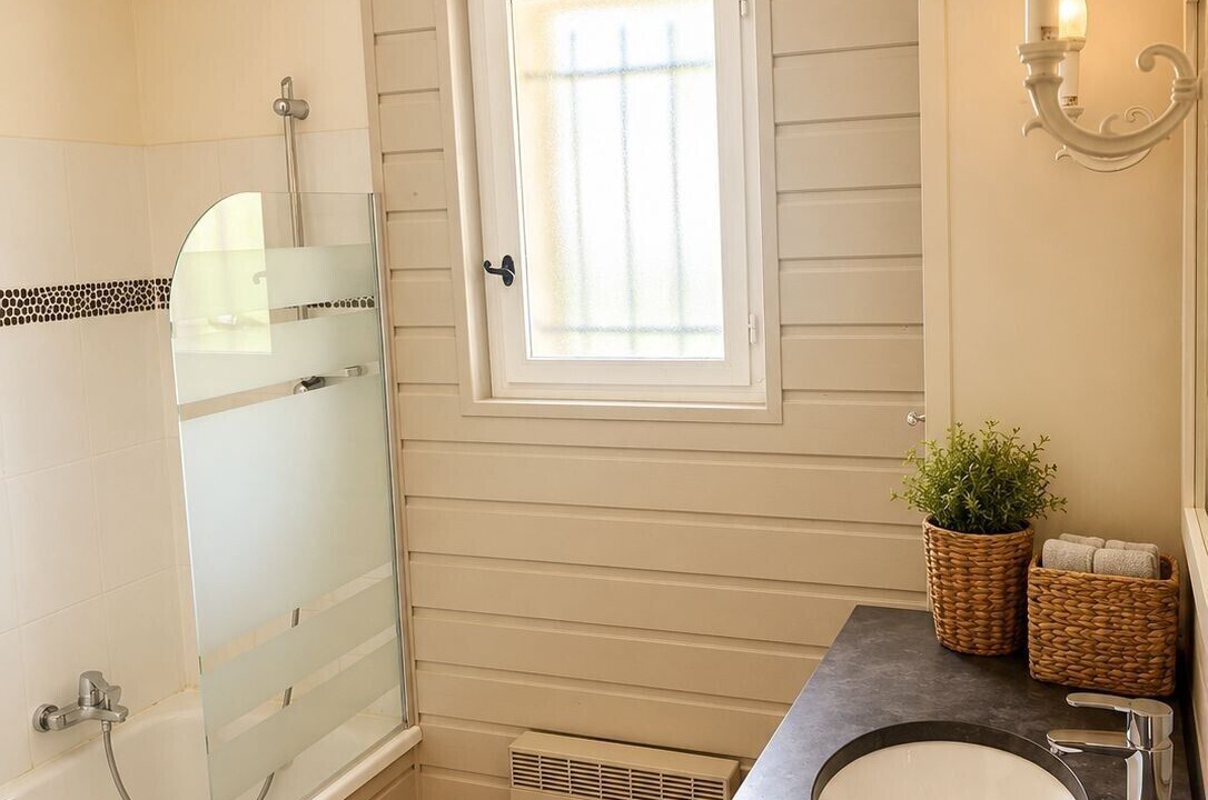 Photo of Bathroom in Mazan