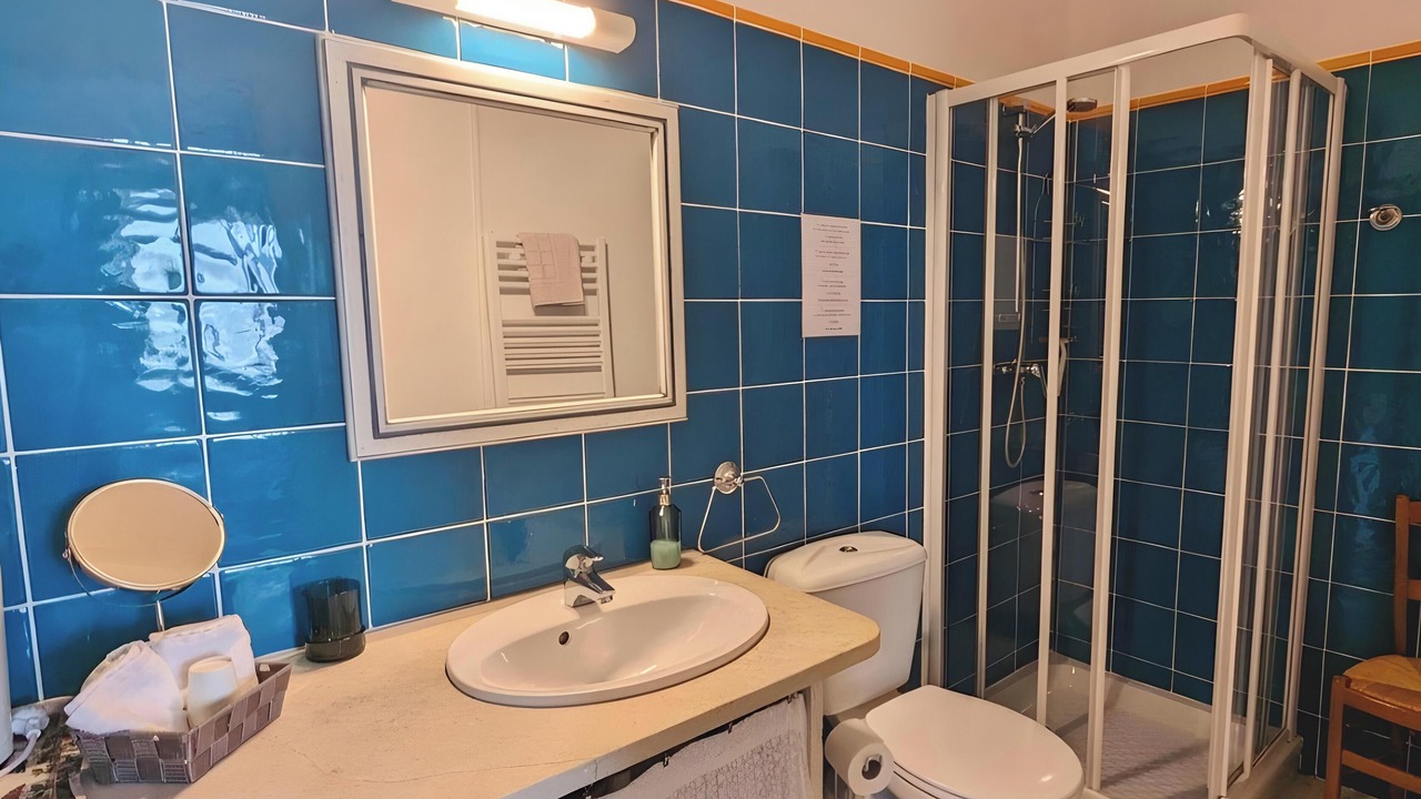 Photo of Bathroom in Villy-le-Brule