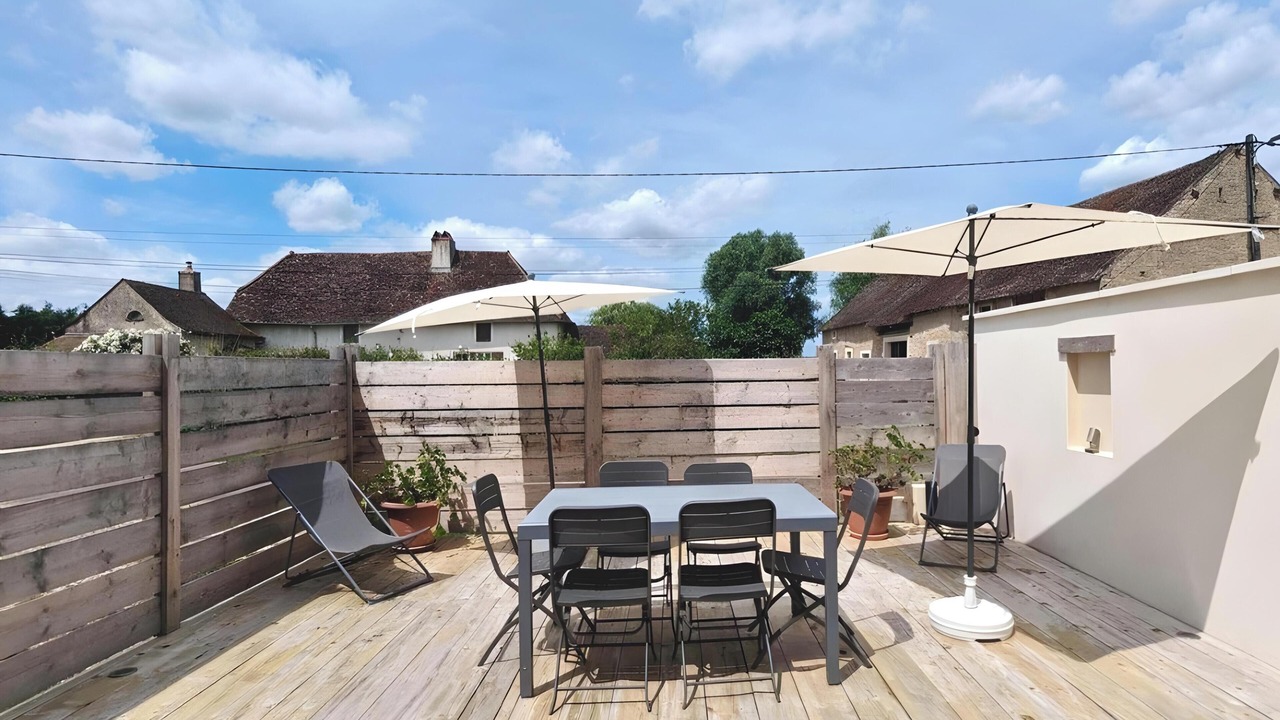 Photo of Outdoor in Villy-le-Brule