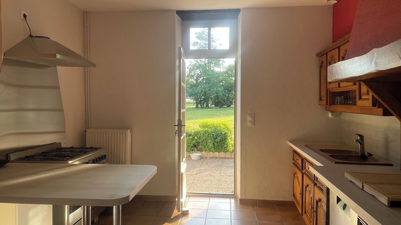 Photo of Kitchen in La Chapelle-Montlinard