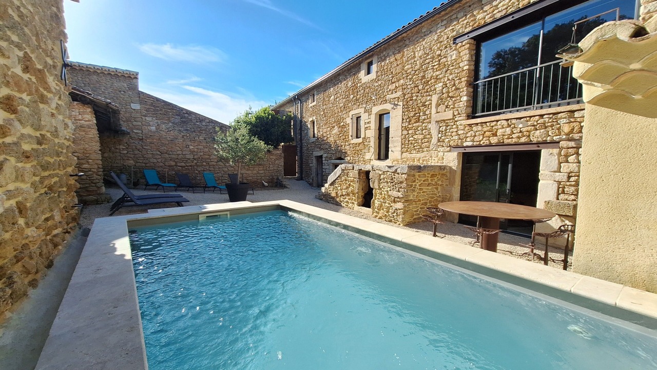Photo of Outdoor in Suze-la-Rousse