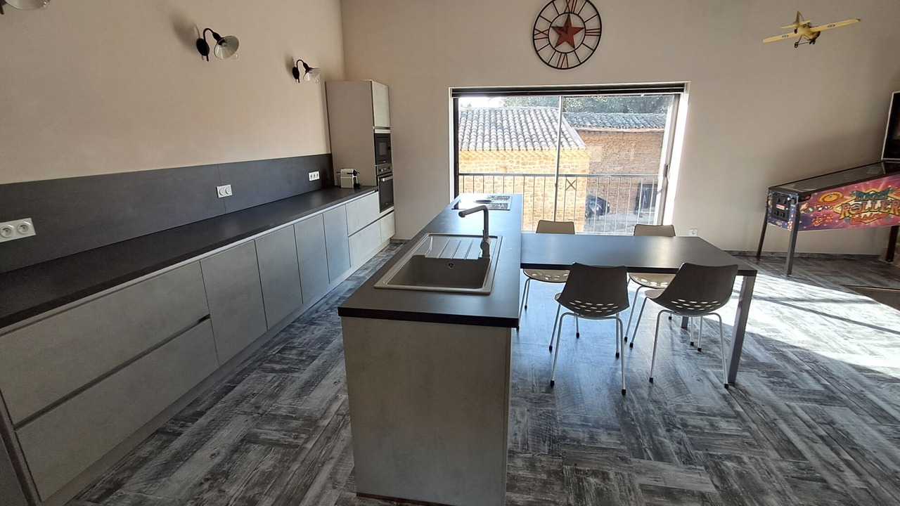Photo of Kitchen in Suze-la-Rousse