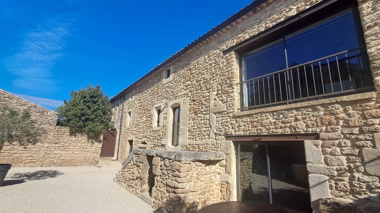Photo of Outdoor in Suze-la-Rousse