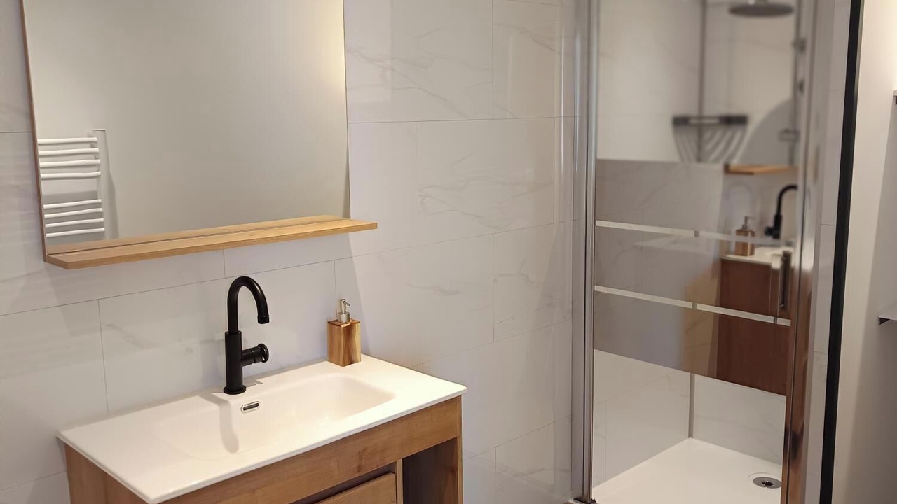Photo of Bathroom in Joncy