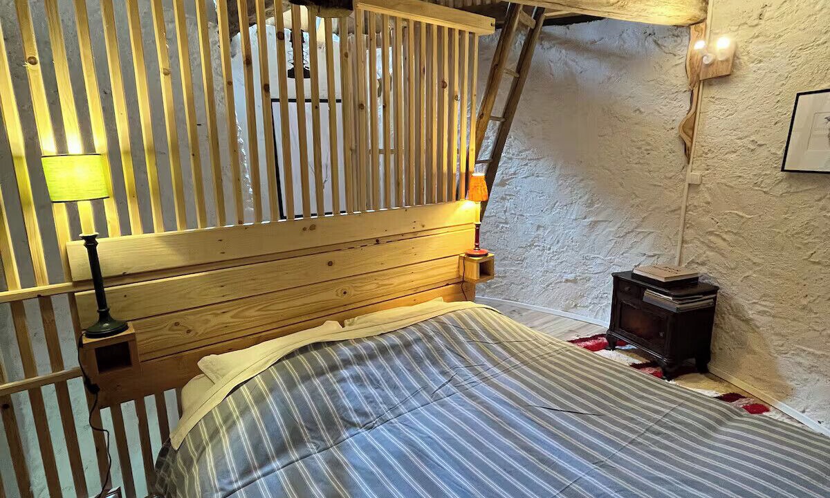 Photo of Bedroom in Hagneville-et-Roncourt